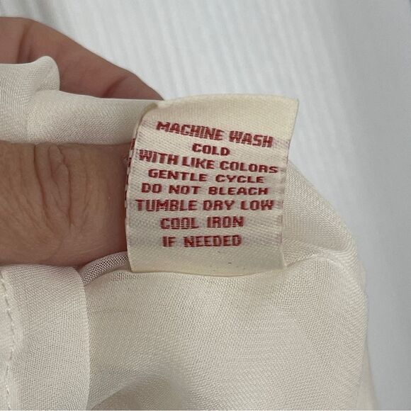 Sundance Cream Lace Pleated Blouse Sz M NWOT - Picture 3 of 8